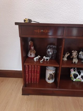 Consola de madera