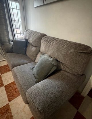 Sofá 2 plazas gris tela