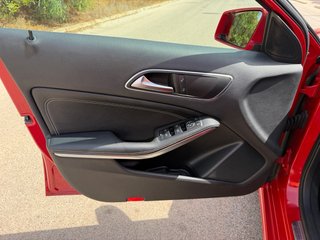 Mercedes-Benz A 180 CDI Coche
