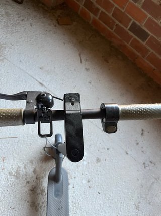 Patinete eléctrico segunda mano con cargador