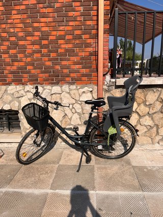 Bicicleta Orbea con silla infantil