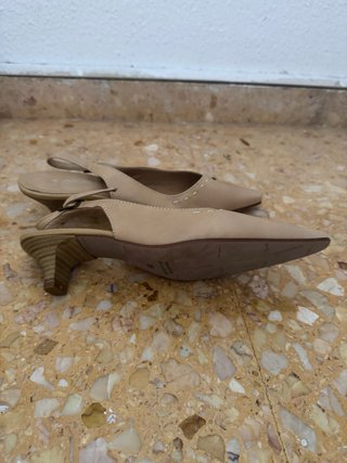 Zapatos D'ASUMI piel tacón beige mujer