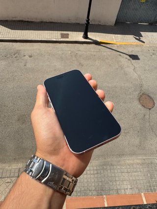 IPhone 15 128GB