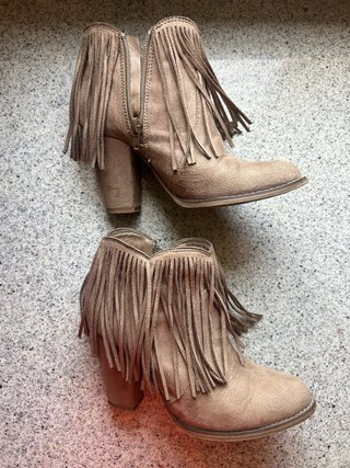 Botines Lefties flecos beige talla 36