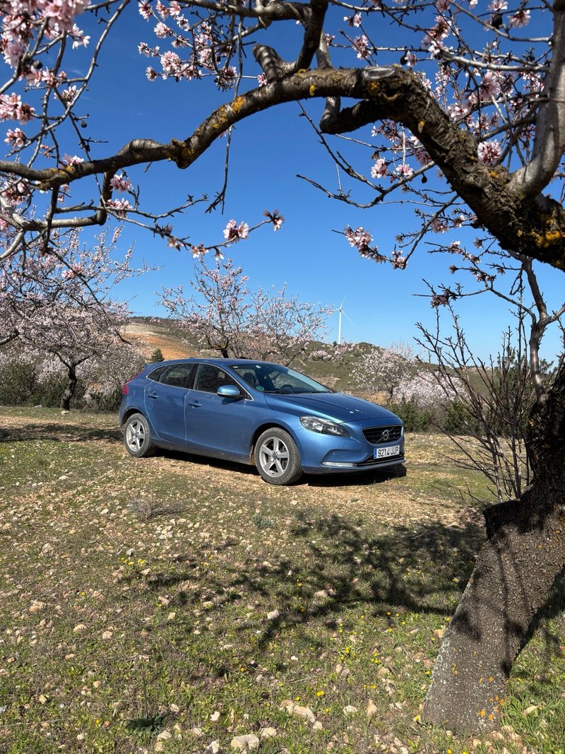 Volvo V40 2016 - foto 1