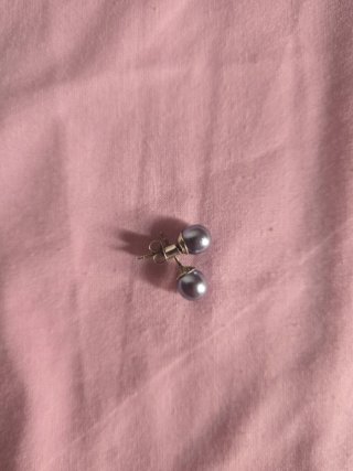 Collar y pendientes de perlas