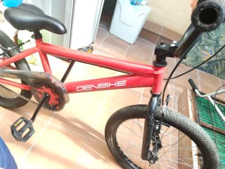 Bicicleta BMX en buen estado