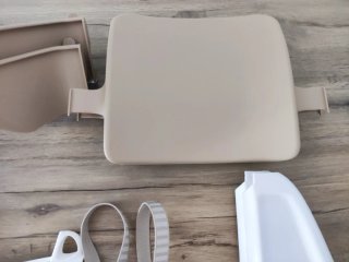 Trona Stokke: Adaptador, bandeja y arnés