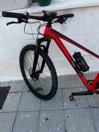Bicicleta de Montaña Scott Scale Roja