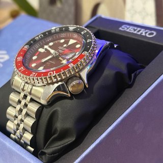 Seiko 5 GMT Passion Red SSK031K1 Full Set