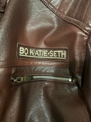 Chaqueta de cuero marrón