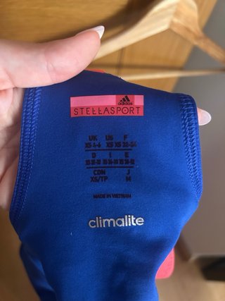 Top deportivo Stella McCartney x Adidas