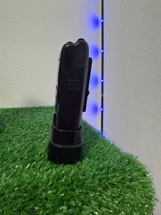 Afeitadora Eléctrica Ragnar Titan Negra y Dorada