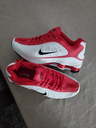 Zapatillas Nike Rojas y Blancas