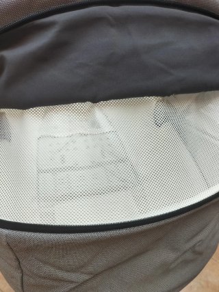 Inglesina Aptica XT Silla y Capazo Gris