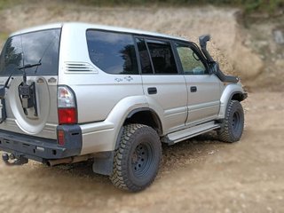 TOYOTA land cruiser