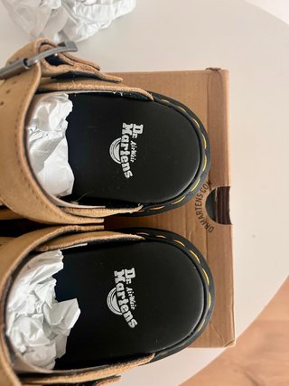 Zuecos Dr. Martens