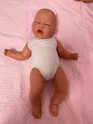 Muñeco bebé 2,5 kg