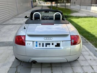 AUDI tt