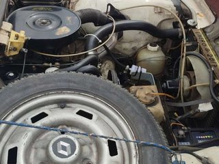 RENAULT r5