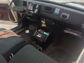 RENAULT r5