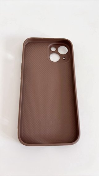Funda iPhone 15 Marrón Texturizada
