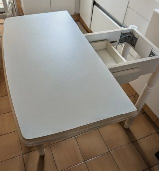 Mesa de cocina plegable blanca