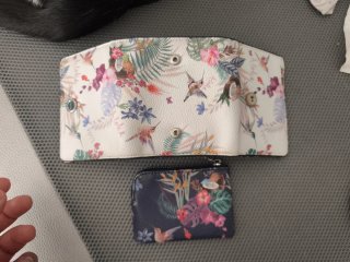 Monedero Parfois estampado floral