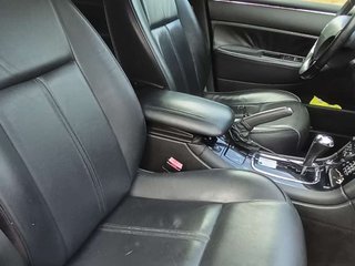 PEUGEOT 607