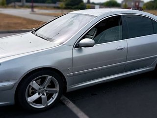 PEUGEOT 607