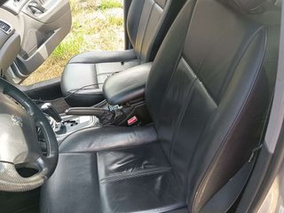 PEUGEOT 607