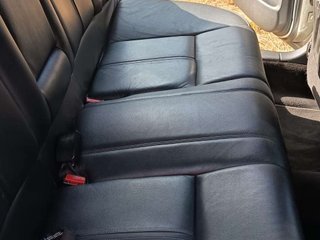 PEUGEOT 607