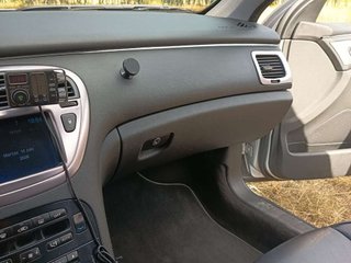 PEUGEOT 607