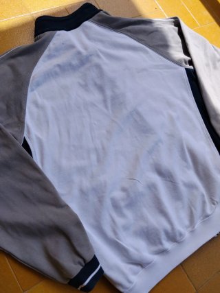 Sudadera Champion Retro Gris y Blanca