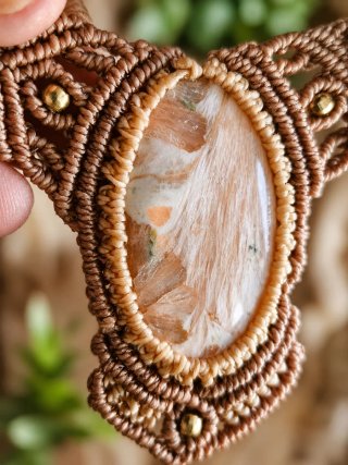 Gargantilla Macramé Escolecita Piedra Natural