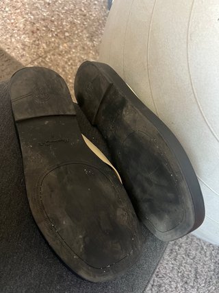 Sandalias de piel negras y beige