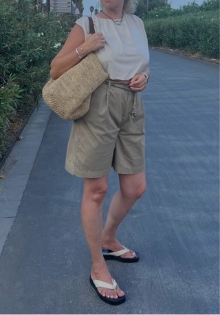 Sandalias de piel negras y beige