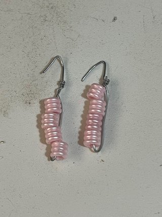 Pendientes con cuentas tubulares rosa claro