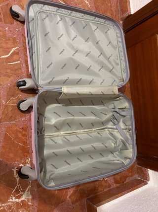 Maleta de viaje con ruedas