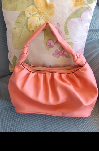 Bolso Guess Hombro Coral
