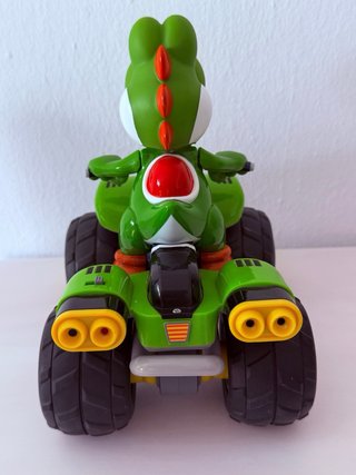 Coche Radiocontrol Yoshi Mario Kart Carrera