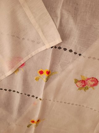 Cortinas de cocina bordadas flores