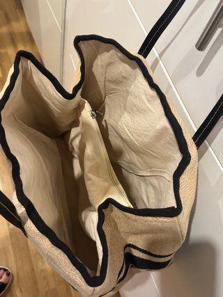 Bolso Stradivarius Beige y Negro