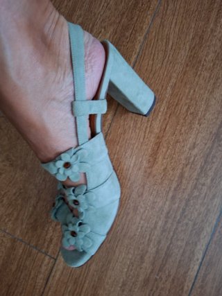Sandalias Chie Mihara Verde Flores