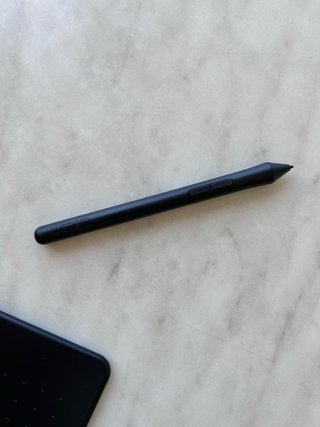 Tableta Gráfica Wacom Intuos Comic + Funda