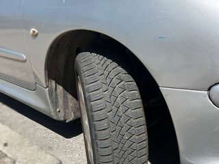PEUGEOT 206+