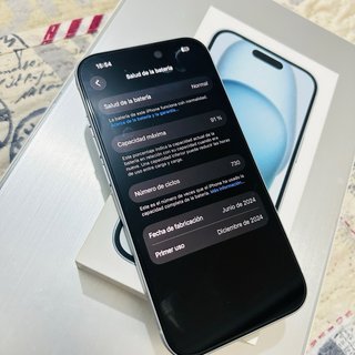iPhone 15 azul, 128 GB