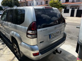 Toyota Land Cruiser 2004