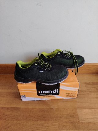 Botas de seguridad Mendi punta de acero
