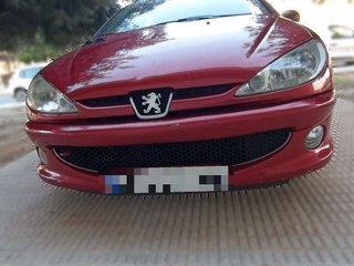PEUGEOT 206